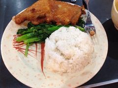 鸡腿饭-露莎餐厅(得胜沙店)