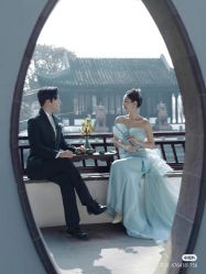 -喜爱高定婚纱摄影