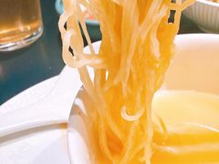 -鲜入唯煮·港式海鲜牛肉火锅(金宝街店)