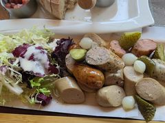-东西风牛排馆周末烧烤自助(首都机场希尔顿店)