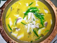 酸菜鱼-雲蜀龙阁·金牌水煮鱼(方庄店)