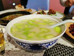 -渝人制造创意餐厅