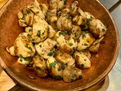 炒蘑菇-Solo(衡山路店)