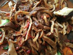 -溢心园香河肉饼总店