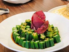 黑椒牛肉拼秋葵-将相和·海鲜蒸饺大连菜