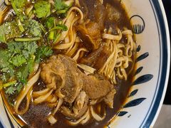 -康师傅私房牛肉面(马泉营奥莱店)