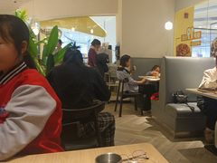 -必胜客(WOW中央公园店)