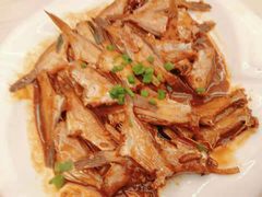 -渔中舟海鲜大排档(普陀沈家门店)