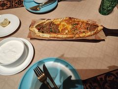 土耳其牛肉奶酪披萨-Mevlana梅夫娜土耳其餐厅·清真