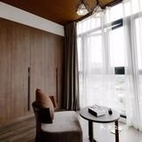 布置出一个低调奢华的华丽空间感。