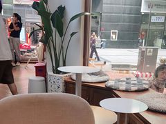 -Line 咖啡(石厦花园店)