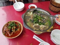 翘脚牛肉-谢老五跷脚牛肉·非遗传承店
