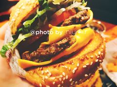-The Habit Burger Grill 哈比特汉堡(复兴soho店)