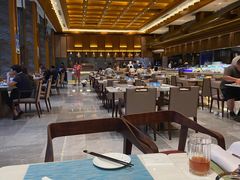 -舜耕山庄四时万和自助餐厅