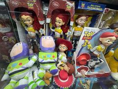 -seed station 中古玩具店(北投购物店)