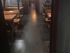 -万记麻辣烫国展总店
