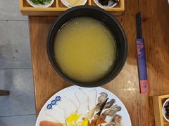 -桥香园云南过桥米线(红龙井店)