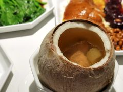 椰皇竹荪炖鸡-金戈戈香港豉油鸡(皇庭广场店)