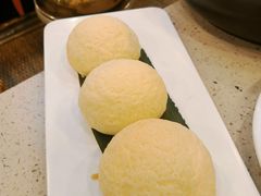 酥皮叉烧餐包-点都德(盘福楼店)