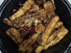 -梧桐树下(云锦世家店)