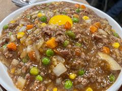 窝蛋牛肉饭-喜莲咖啡