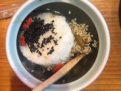 糕粑稀饭-老凯俚酸汤鱼(鸿通城店)