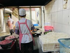 -正宗杨记普洱酸醋米线(总店)