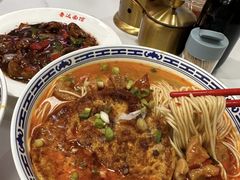 -鲁达面馆本帮风味(共康东路店)