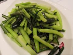 -丹江口渔村·湘味厨房(桃园店)