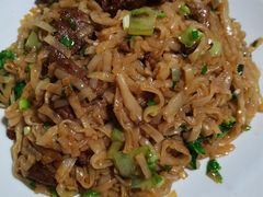 湿炒牛河-范饭椰林川湘味海鲜·椰子鸡(三亚湾椰梦长廊店)