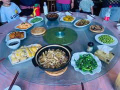 -安吉龙王山峡谷漂流