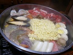 -辛明堂洞韩式芝士年糕火锅(万达店)