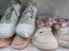 -翰皇直营洗衣洗鞋(望京鹿港店)