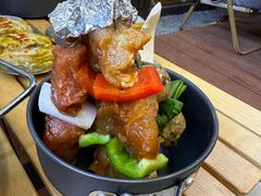 -叽叽扎扎烤肉场(生态城万达店)