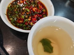 -老来福·非遗酸汤兔(凯旋路店)
