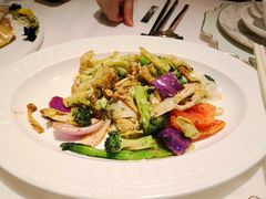 黑松露椰子油炒杂菜-闻见中国海南菜(K11店)