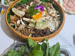 -野菌王•养生汤锅•野生菌火锅(大理漾濞路店)
