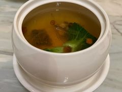 -浅深(世茂滨江精品店)