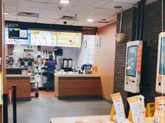 -麦当劳(中山八路店)