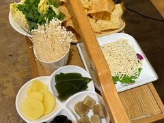 -焯牛潮汕牛肉火锅(云峰街创始店)