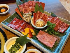 -炼火烤肉店