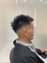 -HAIR CORNER