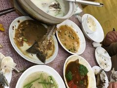 -天乐农家鱼头王(天目湖店)