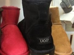 -UGG(燕莎奥特莱斯购物中心店)