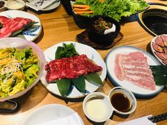 -炼火烤肉店