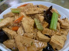 -何适山庄 ·可团建(水长城P2停车场店)