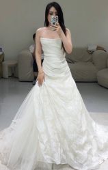 -南京宝娜嫁衣婚纱礼服馆(中央路店)