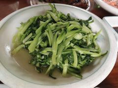 -小小饭店·休闲农庄·安吉松树林里的农家菜