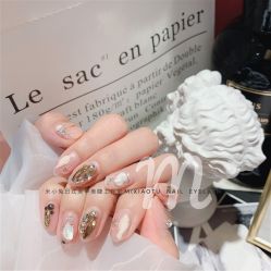 -米小兔美甲美睫