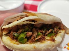酥皮肉夹馍-西贝(上海我格广场店)